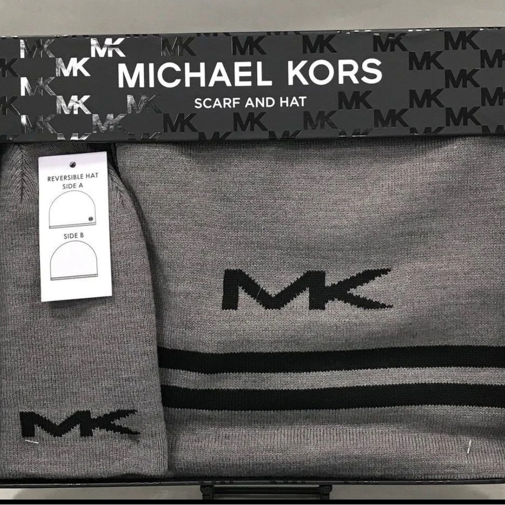 Michael Kors Grey/Black 2pc Beanie & Scarf Set - Size O/S Unisex AUTHENTIC NEW - Picture 7 of 7